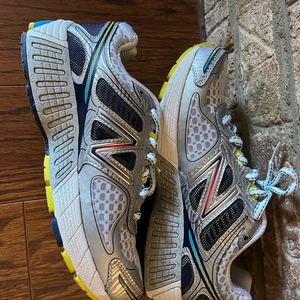New Balance 8 1/2 wide